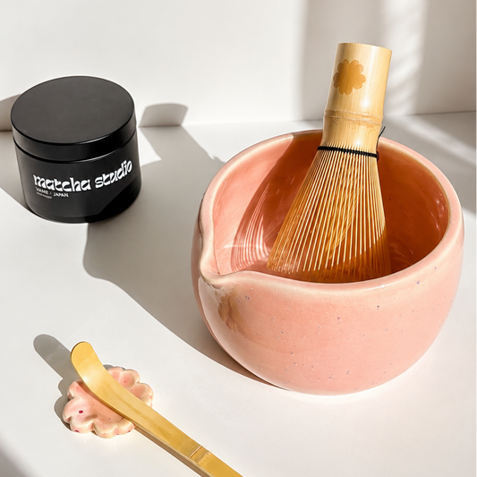 Set Niji Rosa · Chawan + Soporte para Chashaku