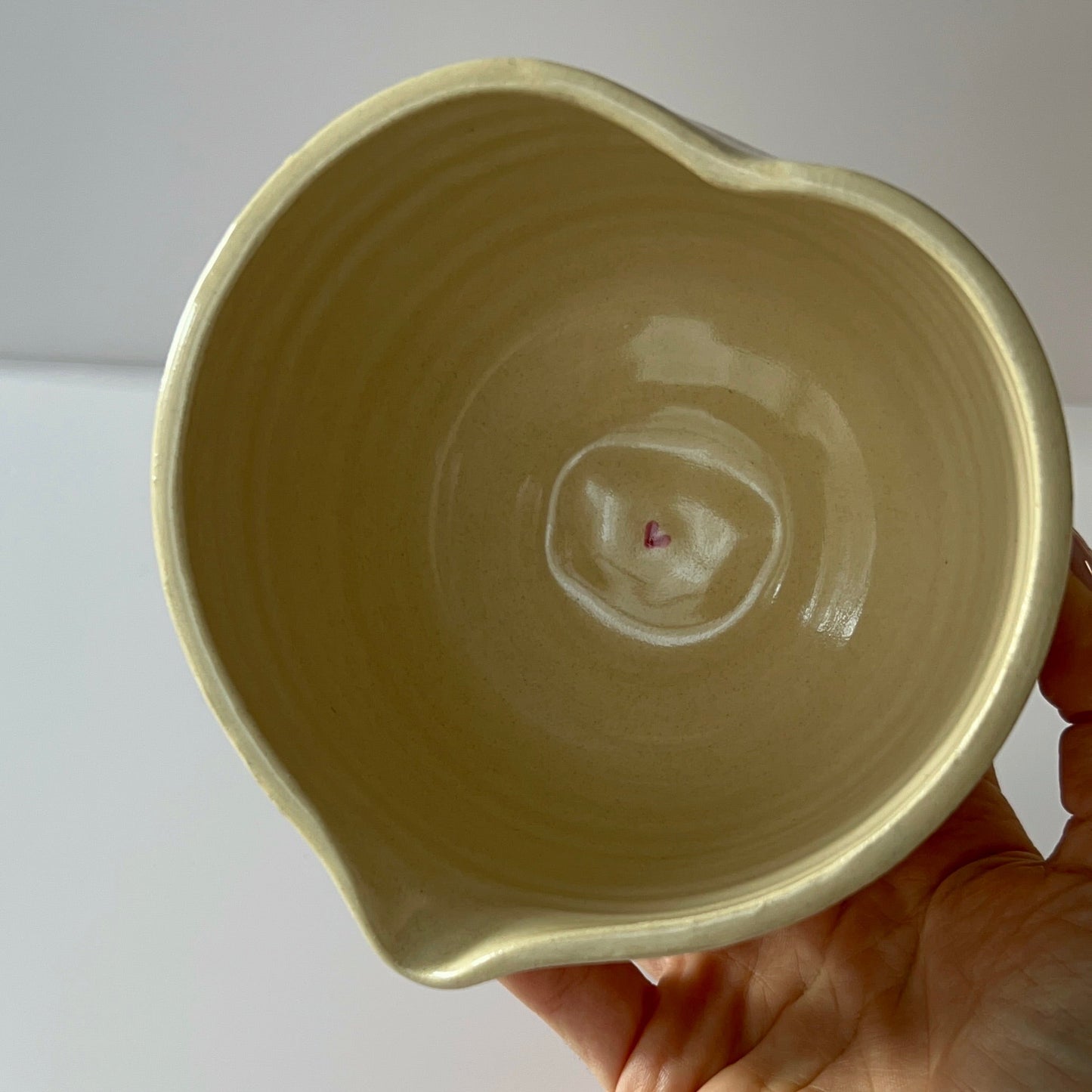 OUTLET MIA · 01 y 02